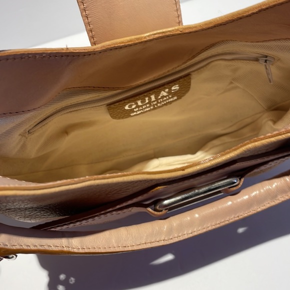 Guia’s genuine leather shoulder/hand bag - Picture 7 of 12